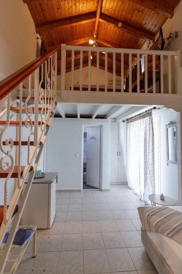 Voula Resort Elafonissos Eksteriør billede