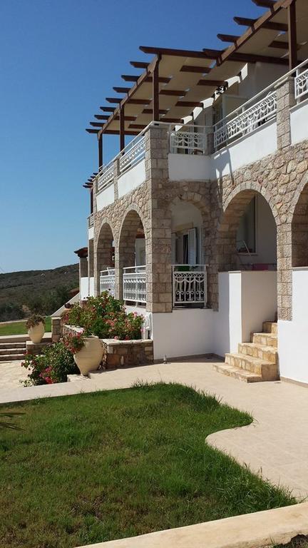 Voula Resort Elafonissos Eksteriør billede